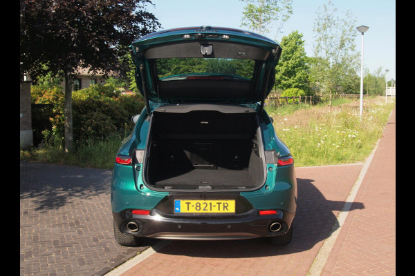Alfa Romeo Tonale 1.3T PHEV Edizione Speciale | 280PK | Winterpakket | NL-Auto | Camera |