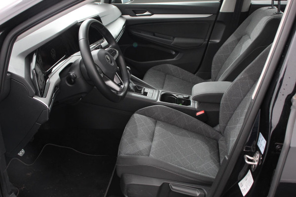 Volkswagen Golf Variant 1.5 TSI 131pk Life Navigatie Apple Carplay/Android Auto Adaptive Cruise Control Parkeersensoren Camera Park Assist Stoel- en stuurverwarming Virtual Cockpit Climatronic