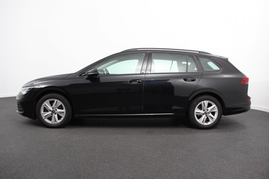 Volkswagen Golf Variant 1.5 TSI 131pk Life Navigatie Apple Carplay/Android Auto Adaptive Cruise Control Parkeersensoren Camera Park Assist Stoel- en stuurverwarming Virtual Cockpit Climatronic