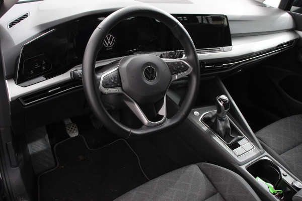 Volkswagen Golf Variant 1.5 TSI 131pk Life Navigatie Apple Carplay/Android Auto Adaptive Cruise Control Parkeersensoren Camera Park Assist Stoel- en stuurverwarming Virtual Cockpit Climatronic