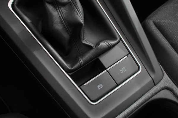 Volkswagen Golf Variant 1.5 TSI 131pk Life Navigatie Apple Carplay/Android Auto Adaptive Cruise Control Parkeersensoren Camera Park Assist Stoel- en stuurverwarming Virtual Cockpit Climatronic