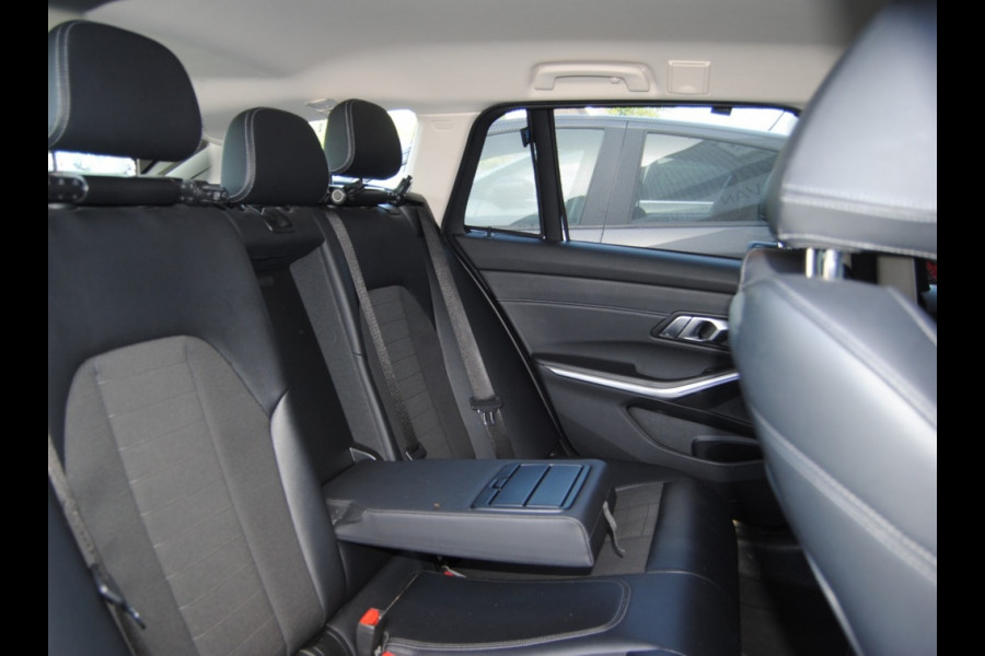 BMW 3 Serie Touring 320i Executive Ed. | Carplay |Virtual Cockpit.| Nieuw model