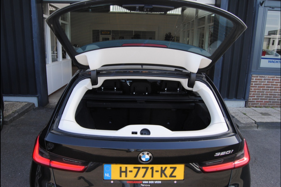 BMW 3 Serie Touring 320i Executive Ed. | Carplay |Virtual Cockpit.| Nieuw model