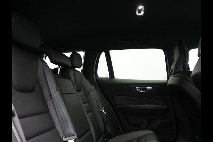 Volvo V60 T6 Twin Engine AWD R-Design 340pk Dealer O.H. | Adaptive Cruise | Camera | Harman / Kardon | Lederen Sportstoelen Memory & Verwarmd | Keyless | Blis | Apple Carplay | Navigatie | DAB | 19"L.M | Plug In Hybrid |