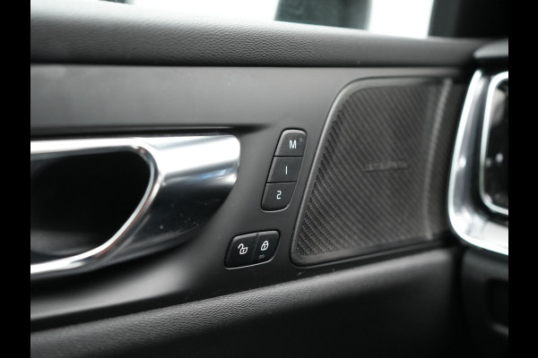 Volvo V60 T6 Twin Engine AWD R-Design 340pk Dealer O.H. | Adaptive Cruise | Camera | Harman / Kardon | Lederen Sportstoelen Memory & Verwarmd | Keyless | Blis | Apple Carplay | Navigatie | DAB | 19"L.M | Plug In Hybrid |
