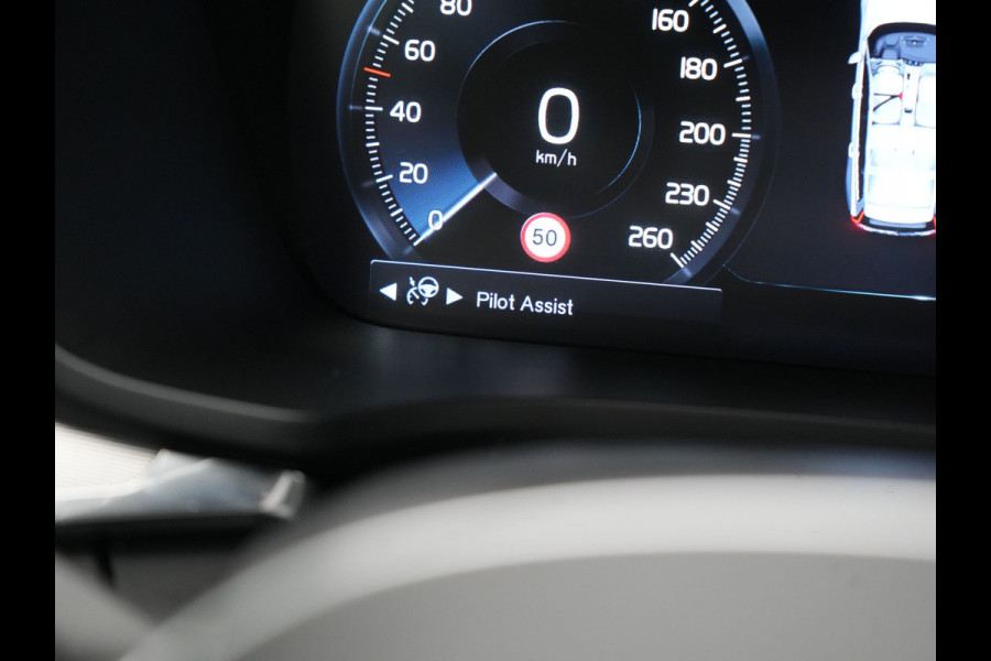 Volvo V60 T6 Twin Engine AWD R-Design 340pk Dealer O.H. | Adaptive Cruise | Camera | Harman / Kardon | Lederen Sportstoelen Memory & Verwarmd | Keyless | Blis | Apple Carplay | Navigatie | DAB | 19"L.M | Plug In Hybrid |