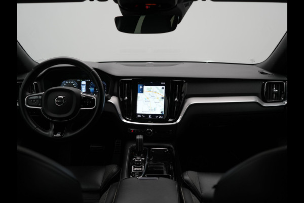Volvo V60 T6 Twin Engine AWD R-Design 340pk Dealer O.H. | Adaptive Cruise | Camera | Harman / Kardon | Lederen Sportstoelen Memory & Verwarmd | Keyless | Blis | Apple Carplay | Navigatie | DAB | 19"L.M | Plug In Hybrid |
