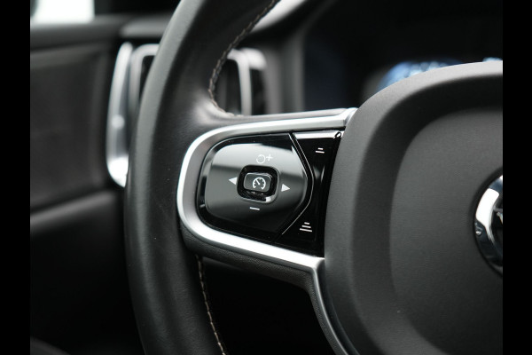 Volvo V60 T6 Twin Engine AWD R-Design 340pk Dealer O.H. | Adaptive Cruise | Camera | Harman / Kardon | Lederen Sportstoelen Memory & Verwarmd | Keyless | Blis | Apple Carplay | Navigatie | DAB | 19"L.M | Plug In Hybrid |