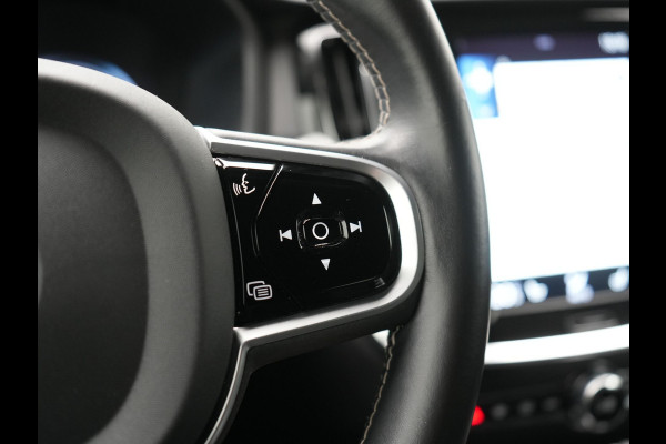 Volvo V60 T6 Twin Engine AWD R-Design 340pk Dealer O.H. | Adaptive Cruise | Camera | Harman / Kardon | Lederen Sportstoelen Memory & Verwarmd | Keyless | Blis | Apple Carplay | Navigatie | DAB | 19"L.M | Plug In Hybrid |