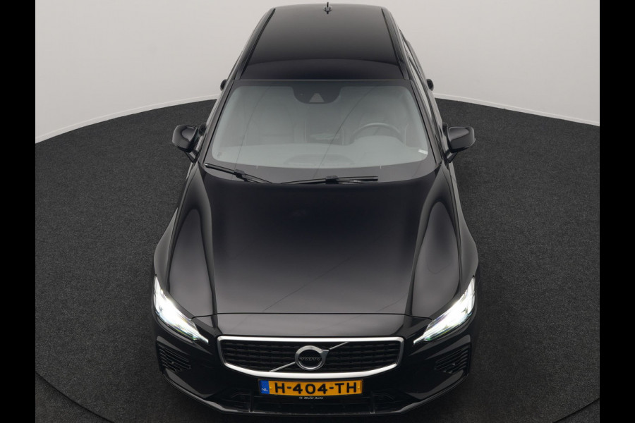 Volvo V60 T6 Twin Engine AWD R-Design 340pk Dealer O.H. | Adaptive Cruise | Camera | Harman / Kardon | Lederen Sportstoelen Memory & Verwarmd | Keyless | Blis | Apple Carplay | Navigatie | DAB | 19"L.M | Plug In Hybrid |