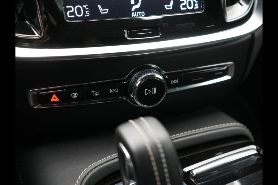 Volvo V60 T6 Twin Engine AWD R-Design 340pk Dealer O.H. | Adaptive Cruise | Camera | Harman / Kardon | Lederen Sportstoelen Memory & Verwarmd | Keyless | Blis | Apple Carplay | Navigatie | DAB | 19"L.M | Plug In Hybrid |