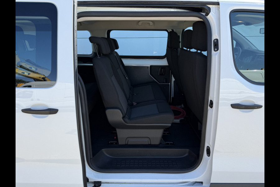 Opel e-Vivaro L2H1 75 kWh 136PK 9-persoons L2H1 330km WLTP 93,7% (SOH) Dubbele schuifdeuren Snelladen Laadkabel Climate control Parkeersensoren