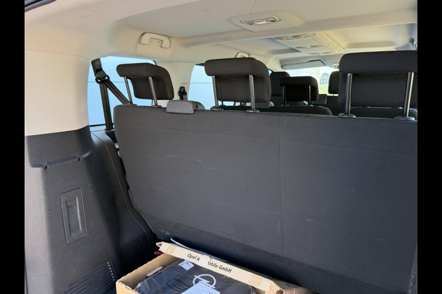 Opel e-Vivaro L2H1 75 kWh 136PK 9-persoons L2H1 330km WLTP 93,7% (SOH) Dubbele schuifdeuren Snelladen Laadkabel Climate control Parkeersensoren