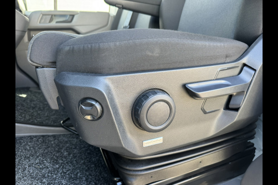 Volkswagen Crafter 35 2.0 TDI L4 DSG Bakwagen+Laadklep Ergonomische stoel Cruise Navigatie DAB Airco