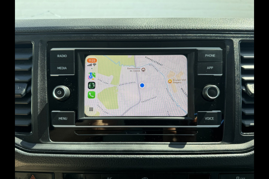 Volkswagen Crafter 35 2.0 TDI L4 DSG Bakwagen+Laadklep Ergonomische stoel Cruise Navigatie DAB Airco
