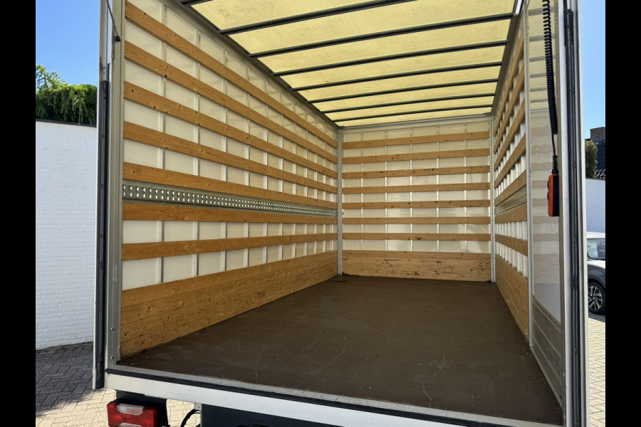 Volkswagen Crafter 35 2.0 TDI L4 DSG Bakwagen+Laadklep Ergonomische stoel Cruise Navigatie DAB Airco