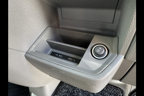 Volkswagen Crafter 35 2.0 TDI L4 DSG Bakwagen+Laadklep Ergonomische stoel Cruise Navigatie DAB Airco
