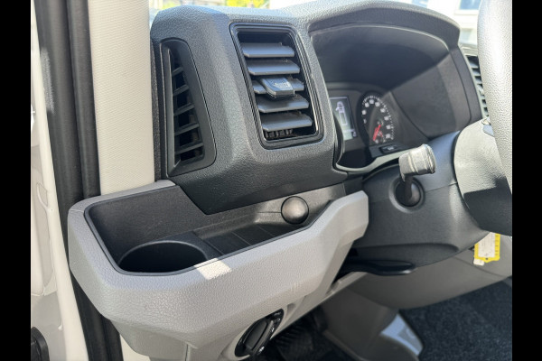 Volkswagen Crafter 35 2.0 TDI L4 DSG Bakwagen+Laadklep Ergonomische stoel Cruise Navigatie DAB Airco