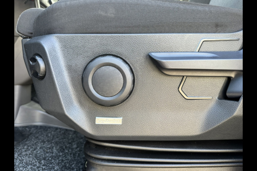 Volkswagen Crafter 35 2.0 TDI L4 DSG Bakwagen+Laadklep Ergonomische stoel Cruise Navigatie DAB Airco