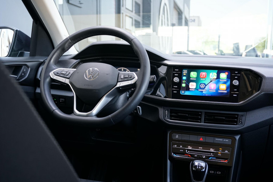 Volkswagen T-Cross 1.0 TSI Life + CAMERA / TREKHAAK / APPLE CARPLAY