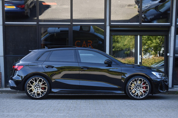 Audi RS3 Sportback 2.5 TFSI RS3 quattro HULK Pano HUD Kuip Lane Sonos Camera RS3 400PK