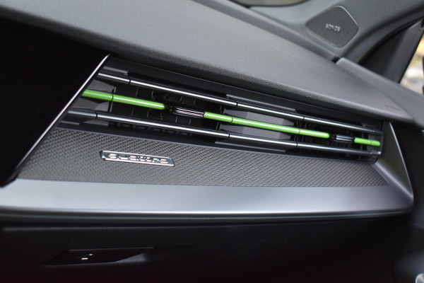 Audi RS3 Sportback 2.5 TFSI RS3 quattro HULK Pano HUD Kuip Lane Sonos Camera RS3 400PK