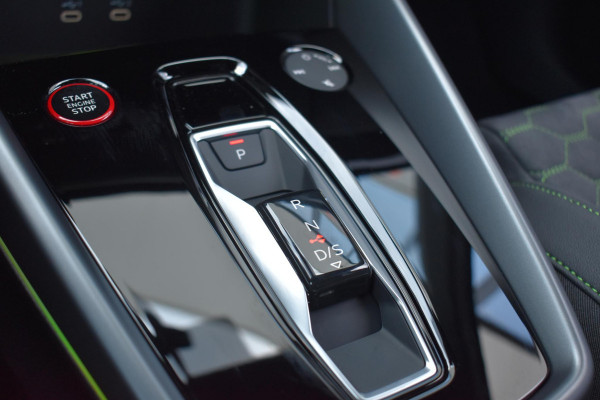 Audi RS3 Sportback 2.5 TFSI RS3 quattro HULK Pano HUD Kuip Lane Sonos Camera RS3 400PK