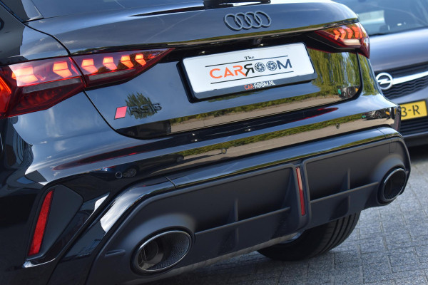 Audi RS3 Sportback 2.5 TFSI RS3 quattro HULK Pano HUD Kuip Lane Sonos Camera RS3 400PK