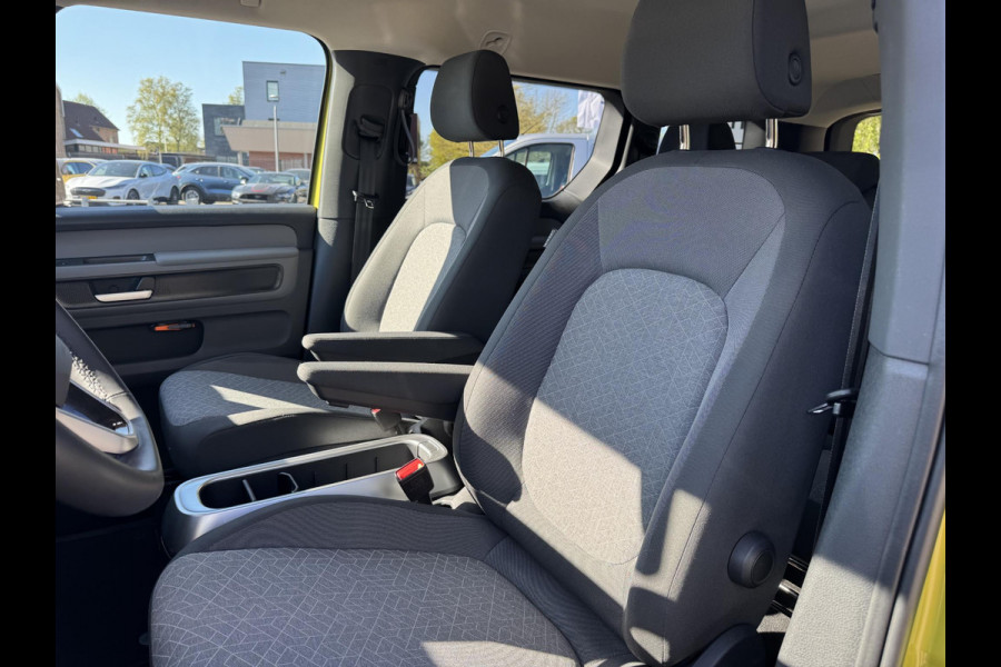 Volkswagen ID. Buzz Pure 59 kWh 170pk Stoelverwarming | Adaptieve Cruise |  Getint glas | Nederlandse auto | Regensensor
