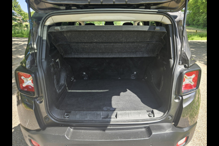 Jeep Renegade 1.4 MultiAir Night Eagle II Limited