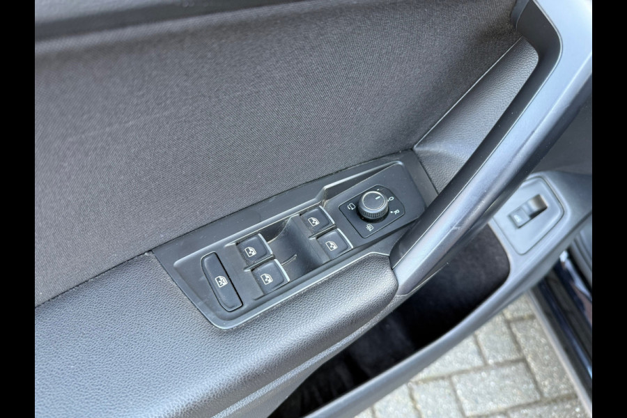 Volkswagen Tiguan Allspace 1.5 TSI Highline Business R - Automaat - Navi - Camera - Org.NL