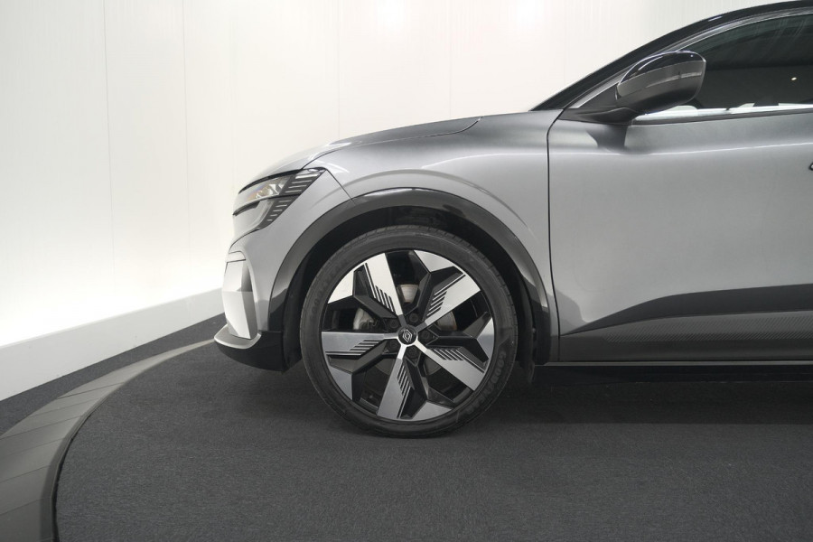 Renault Mégane E-Tech EV40 Boost Charge Techno | SOH 95,5% | Camera | Apple Carplay | Parkeersensoren