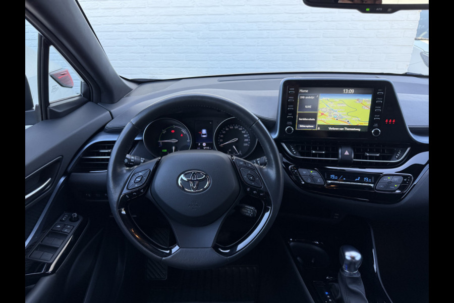 Toyota C-HR 2.0 Hybrid Team D | ACC | CarPlay | Camera | Keyless | 18 inch