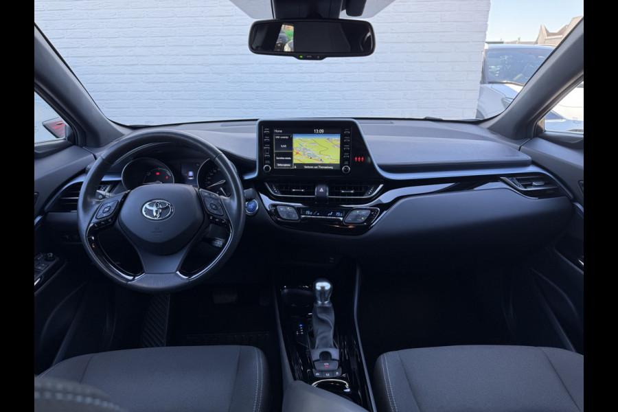 Toyota C-HR 2.0 Hybrid Team D | ACC | CarPlay | Camera | Keyless | 18 inch