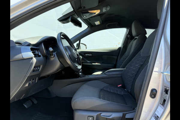 Toyota C-HR 2.0 Hybrid Team D | ACC | CarPlay | Camera | Keyless | 18 inch