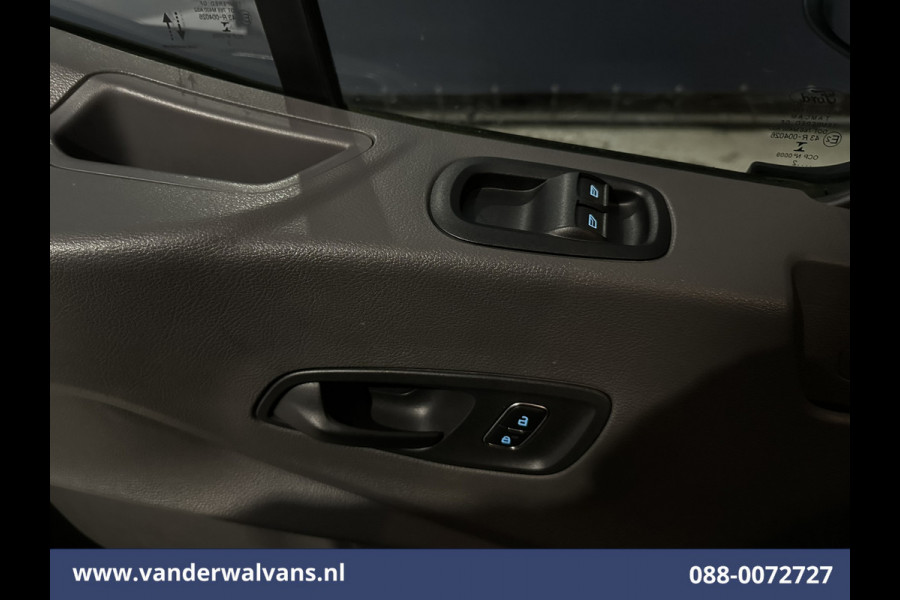 Ford Transit 2.0 TDCI 130pk Bakwagen Laadklep Euro6 Airco | Cruisecontrol | Verwarmde Voorruit Bijrijdersbank