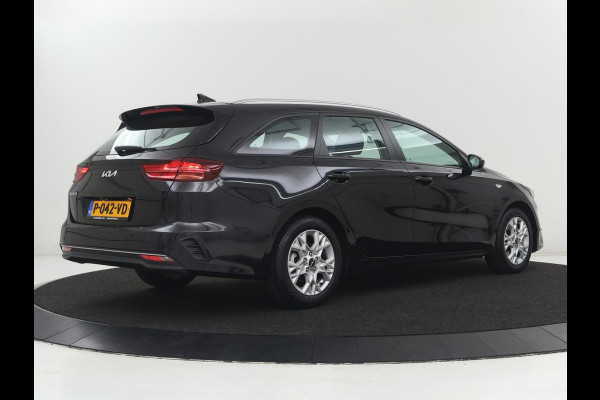 Kia Ceed 1.0 T-GDi ComfortLine | Adaptive cruise | Carplay | Camera | DAB | Climate control | Bluetooth | 16'' lichtmetalen velgen