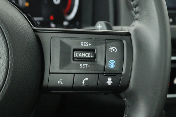 Nissan QASHQAI 1.3 MHEV Xtronic Tekna Plus (VIRTUAL, TREKHAAK, 360 CAMERA, CLIMA, CARPLAY, PANORAMADAK, 1e EIGENAAR)