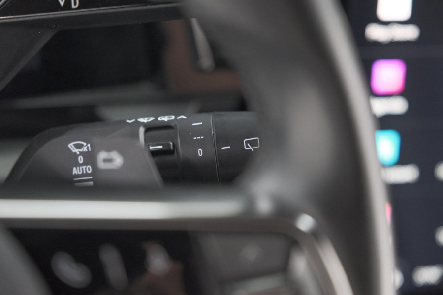 Renault Mégane E-Tech EV40 Boost Charge Techno | SOH 95,5% | Camera | Apple Carplay | Parkeersensoren