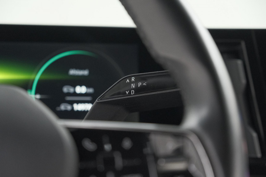 Renault Mégane E-Tech EV40 Boost Charge Techno | SOH 95,5% | Camera | Apple Carplay | Parkeersensoren