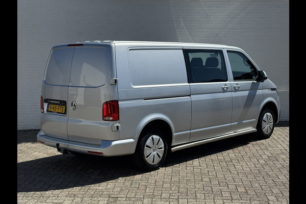 Volkswagen Transporter 2.0 TDI L2H1 30 DC Highline DSG Trekhaak 2500kg Cruise Carplay Navigatie DAB Radio