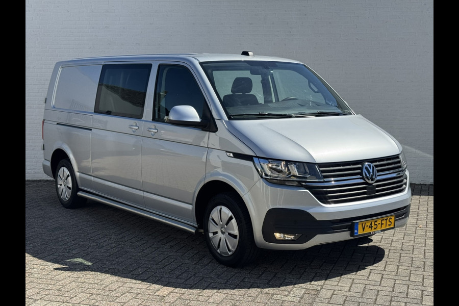 Volkswagen Transporter 2.0 TDI L2H1 30 DC Highline DSG Trekhaak 2500kg Cruise Carplay Navigatie DAB Radio