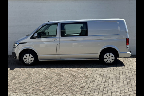 Volkswagen Transporter 2.0 TDI L2H1 30 DC Highline DSG Trekhaak 2500kg Cruise Carplay Navigatie DAB Radio