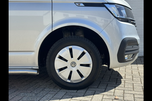 Volkswagen Transporter 2.0 TDI L2H1 30 DC Highline DSG Trekhaak 2500kg Cruise Carplay Navigatie DAB Radio