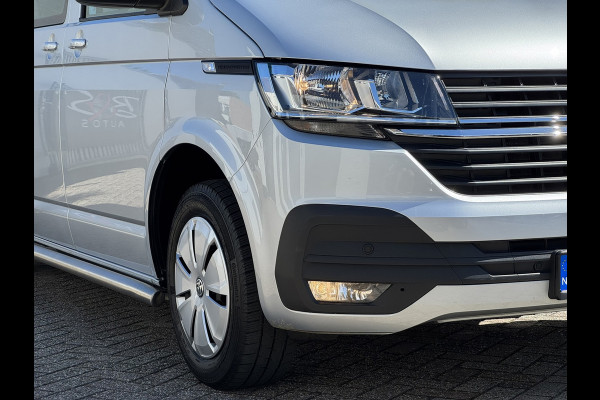 Volkswagen Transporter 2.0 TDI L2H1 30 DC Highline DSG Trekhaak 2500kg Cruise Carplay Navigatie DAB Radio