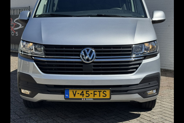 Volkswagen Transporter 2.0 TDI L2H1 30 DC Highline DSG Trekhaak 2500kg Cruise Carplay Navigatie DAB Radio