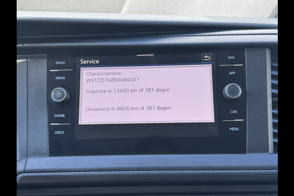 Volkswagen Transporter 2.0 TDI L2H1 30 DC Highline DSG Trekhaak 2500kg Cruise Carplay Navigatie DAB Radio