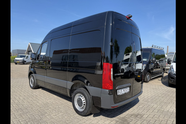 Mercedes-Benz Sprinter 314 2.2 CDI autmaat L1H2 zwart / euro 6 / bpm vij / vaste prijs rijklaar € 23.950 ex btw / lease vanaf € 391 / cruise en climate control / achteruit camera / navigatie