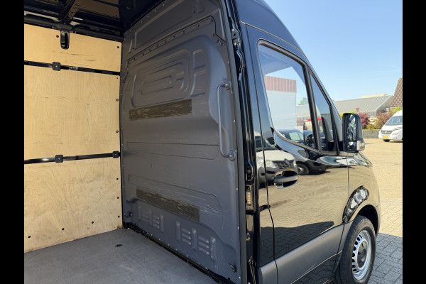 Mercedes-Benz Sprinter 314 2.2 CDI autmaat L1H2 zwart / euro 6 / bpm vij / vaste prijs rijklaar € 23.950 ex btw / lease vanaf € 391 / cruise en climate control / achteruit camera / navigatie