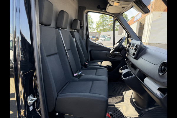 Mercedes-Benz Sprinter 314 2.2 CDI autmaat L1H2 zwart / euro 6 / bpm vij / vaste prijs rijklaar € 23.950 ex btw / lease vanaf € 391 / cruise en climate control / achteruit camera / navigatie